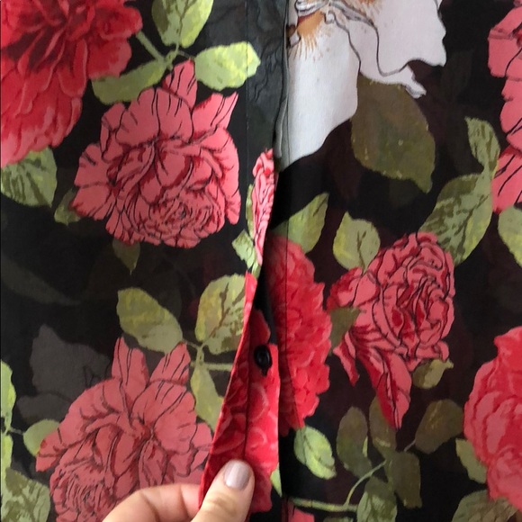 Floral blouse - Picture 2 of 4